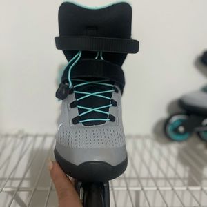 Rollerblades like new. Wore them 3 times.